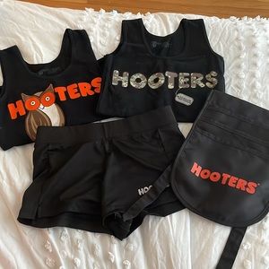 AUTHENTIC hooters uniform bundle🖤🖤